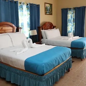 brytan-villa.comcaribbean.com/