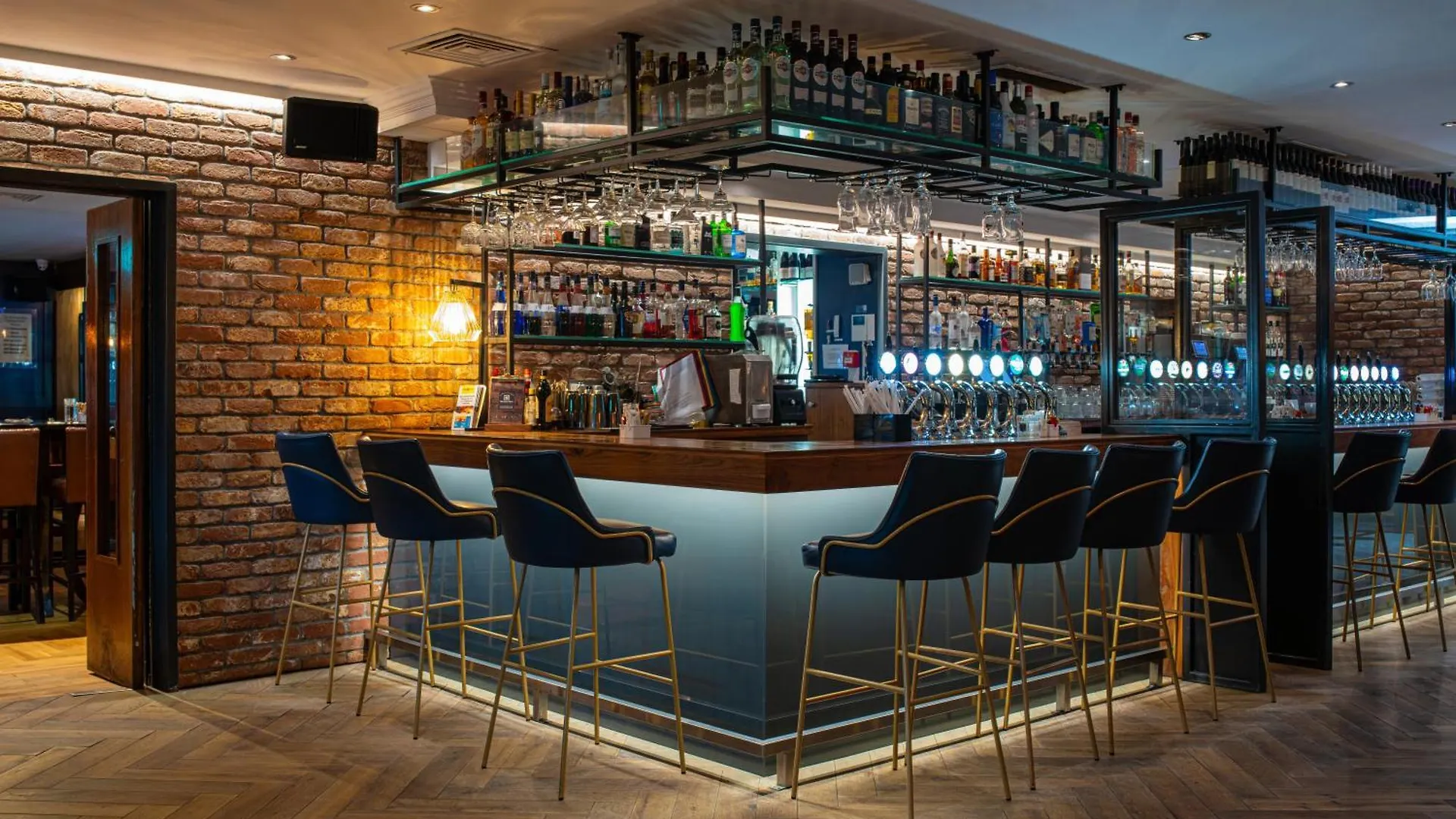 The Huntsman Inn Galway Hotel